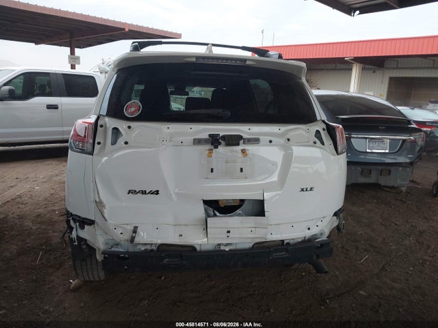 Toyota Rav4 Xle 2018 2T3WFREV5JW463444 Image 17