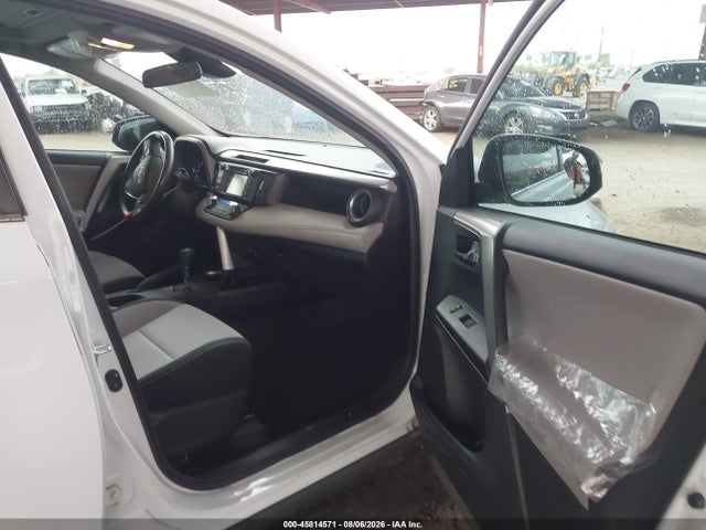 Toyota Rav4 Xle 2018 2T3WFREV5JW463444 Image 5