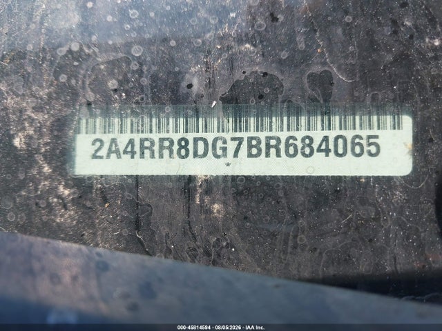 45814594 :رقم المزاد ، 2A4RR8DG7BR684065 vin ، 2011 Chrysler Town & Country Touring-l مزاد بيع