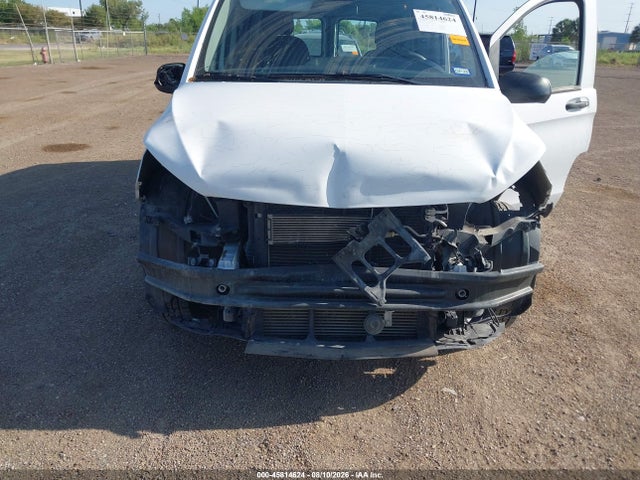 45814624 :رقم المزاد ، WD3PG2EA8J3355712 vin ، 2018 Mercedes-benz Metris مزاد بيع