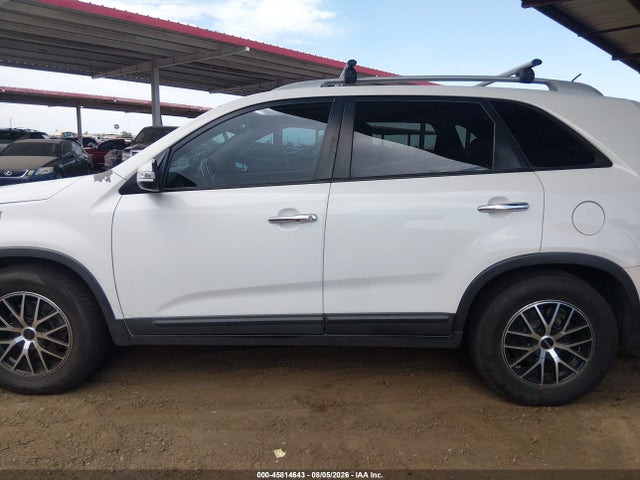 KIA SORENTO LX 2014 5XYKT4A62EG434075 Image 14