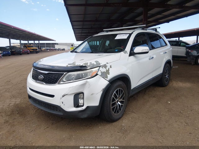 KIA SORENTO LX 2014 5XYKT4A62EG434075 Image 2