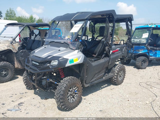 1HFVE02HXH4302948 Honda Sxs700 M4