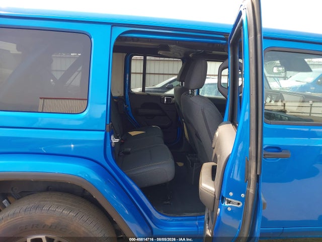 1C4PJXEN2SW645516 Jeep Wrangler 4-door Sahara 4x4