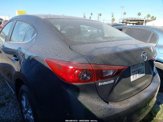 Продажа на аукционе авто 2016 Mazda Mazda3 I Sport, vin: JM1BM1U75G1347905, номер лота: 45814721