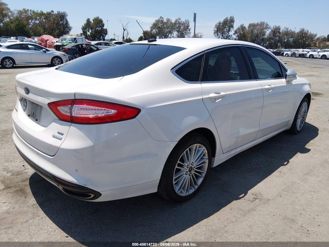3FA6P0H90GR194196 Ford FUSION SE