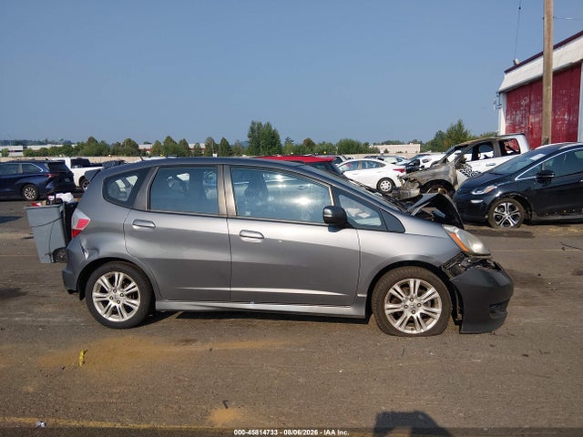 Продажа на аукционе авто 2011 Honda Fit Sport, vin: JHMGE8H53BS012504, номер лота: 45814733