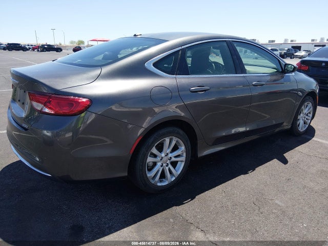 Chrysler 200 Limited 2015 1C3CCCAB0FN742260 Image 4