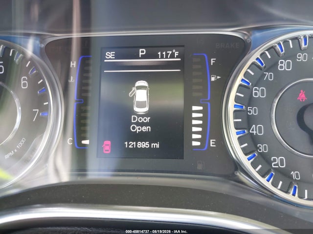 Chrysler 200 Limited 2015 1C3CCCAB0FN742260 Image 7