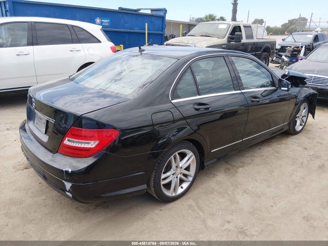 Продаж на аукціоні авто 2013 Mercedes-benz C 250 Sport, vin: WDDGF4HB5DR269841, номер лоту: 45814764