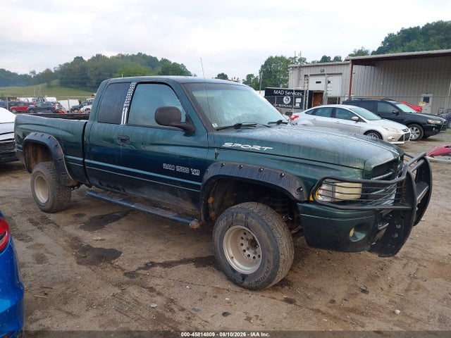 45814809 :رقم المزاد ، 3B7HF13Z8YG162094 vin ، 2000 Dodge Ram 1500 St مزاد بيع