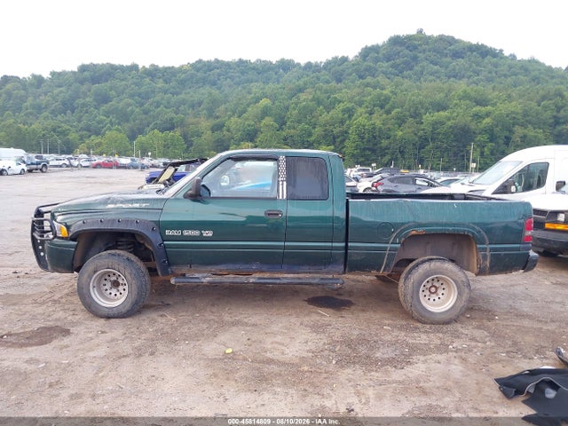45814809 :رقم المزاد ، 3B7HF13Z8YG162094 vin ، 2000 Dodge Ram 1500 St مزاد بيع