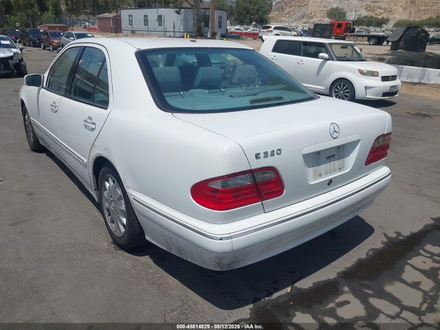 45814829 :رقم المزاد ، WDBJF65J1YB065395 vin ، 2000 Mercedes-benz E 320 مزاد بيع
