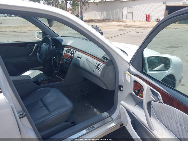 45814829 :رقم المزاد ، WDBJF65J1YB065395 vin ، 2000 Mercedes-benz E 320 مزاد بيع