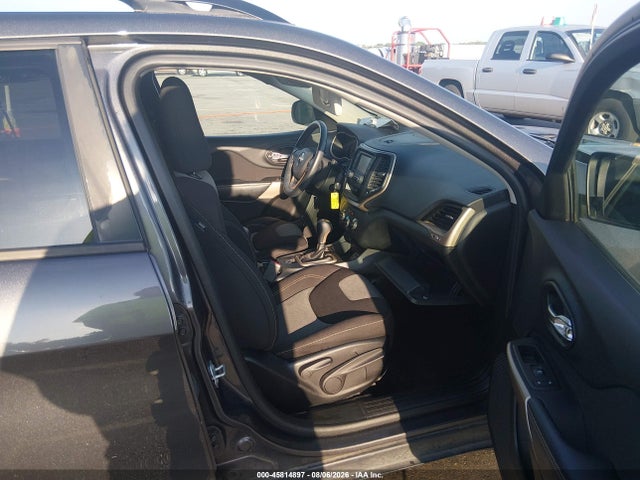 Продажа на аукционе авто 2018 Jeep Cherokee Latitude Fwd, vin: 1C4PJLCBXJD545224, номер лота: 45814897