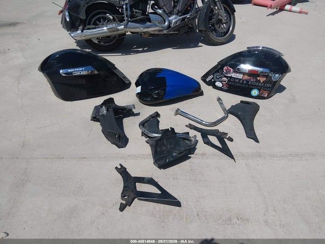 45814946 :رقم المزاد ، 5VPTW36N5C3011158 vin ، 2012 Victory Motorcycles Cross Country Tour مزاد بيع