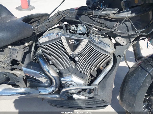 45814946 :رقم المزاد ، 5VPTW36N5C3011158 vin ، 2012 Victory Motorcycles Cross Country Tour مزاد بيع