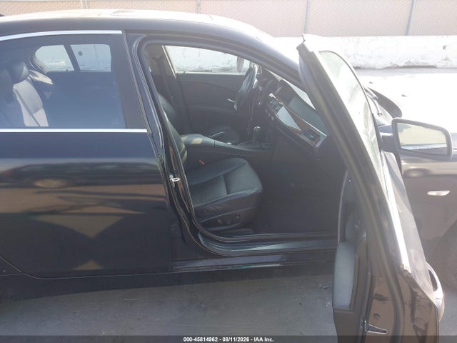 2005 Bmw 530i მანქანა იყიდება აუქციონზე, vin: WBANA73535CR60659, აუქციონის ნომერი: 45814962