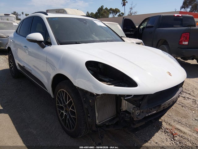2018 WP1AB2A55JLB37258 main image