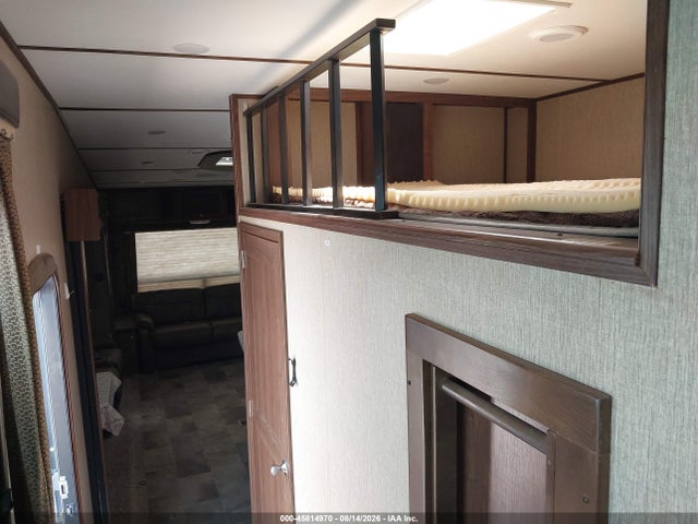 Auction sale of the 2017 Keystone 39' Gooseneck Travel Trailer, vin: 4YDF35725H1533048, lot number: 45814970