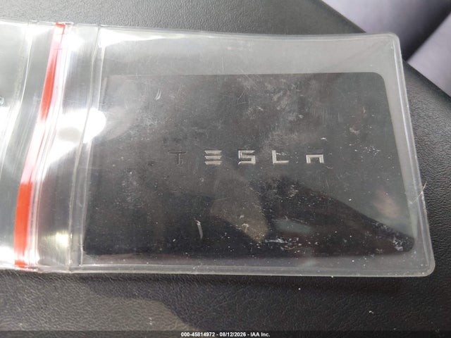 45814972 :رقم المزاد ، 5YJ3E1EA5JF043483 vin ، 2018 Tesla Model 3 Long Range/mid Range مزاد بيع