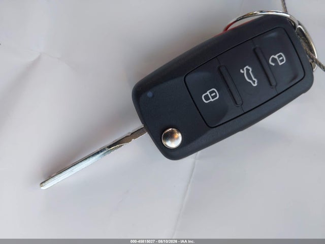 Продажа на аукционе авто 2012 Volkswagen Passat 2.5l Se, vin: 1VWBP7A33CC066869, номер лота: 45815027