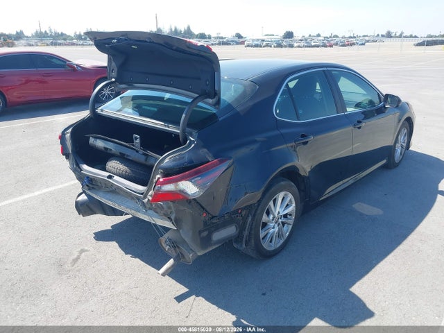 Toyota CAMRY LE 2022 4T1C11AK0NU634467 Image 4