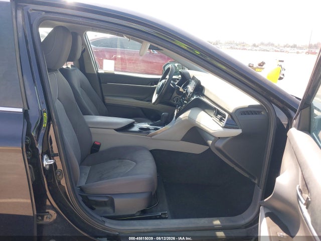 Toyota CAMRY LE 2022 4T1C11AK0NU634467 Image 5