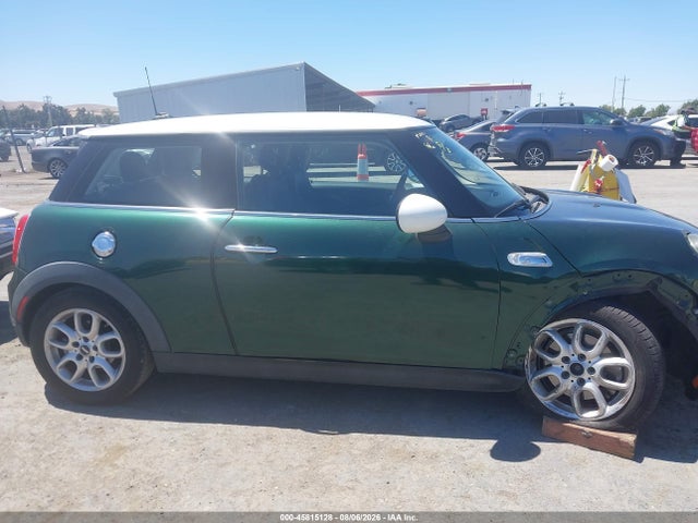 2015 Mini Hardtop Cooper S მანქანა იყიდება აუქციონზე, vin: WMWXP7C58F2A42116, აუქციონის ნომერი: 45815128