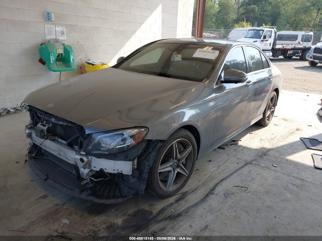 Mercedes-Benz E 300 4matic 2018 WDDZF4KB3JA335668 Image 2