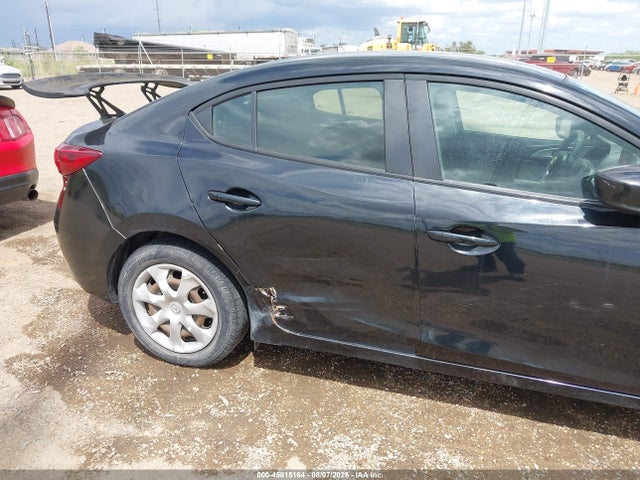 45815164 :رقم المزاد ، 3MZBN1U72HM136806 vin ، 2017 Mazda Mazda3 Sport مزاد بيع