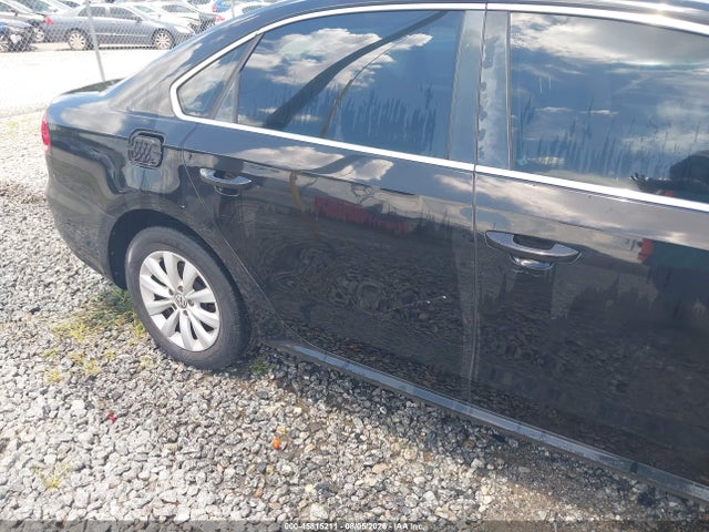 2013 Volkswagen Passat 2.5l Se მანქანა იყიდება აუქციონზე, vin: 1VWBH7A38DC079857, აუქციონის ნომერი: 45815211