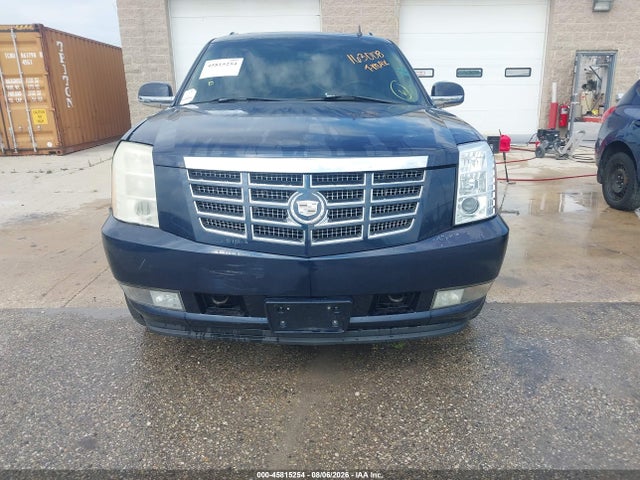 2008 Cadillac Escalade Esv Standard მანქანა იყიდება აუქციონზე, vin: 1GYFK66898R163008, აუქციონის ნომერი: 45815254