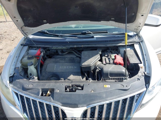 Продаж на аукціоні авто 2011 Lincoln Mkx, vin: 2LMDJ6JK2BBJ15962, номер лоту: 45815256