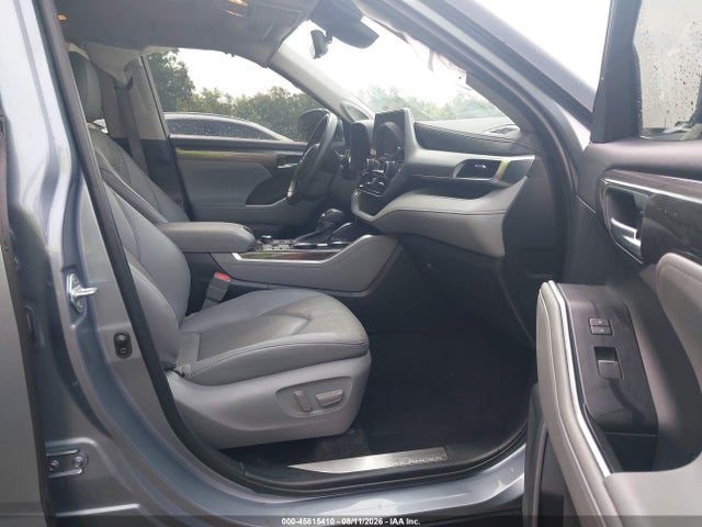 2023 Toyota Highlander Platinum მანქანა იყიდება აუქციონზე, vin: 5TDKDRBH1PS519702, აუქციონის ნომერი: 45815410