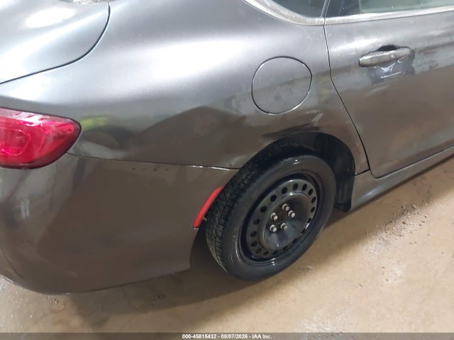 Aukcja sprzedaży 2015 Chrysler 200 Limited, vin: 1C3CCCAB7FN692618, numer aukcji: 45815432