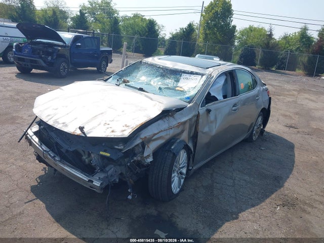 Aukcja sprzedaży 2015 Lexus Es 350, vin: JTHBK1GG1F2163067, numer aukcji: 45815435