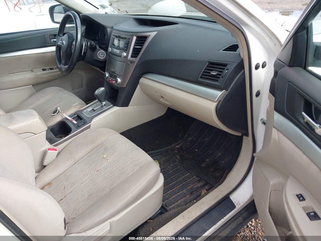 45815436 :رقم المزاد ، 4S4BRBCC1D3227262 vin ، 2013 Subaru Outback 2.5i Premium مزاد بيع