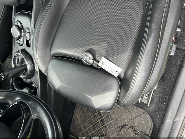 45815466 :رقم المزاد ، WMZYT5C32H3D81375 vin ، 2017 Mini Countryman Cooper S مزاد بيع