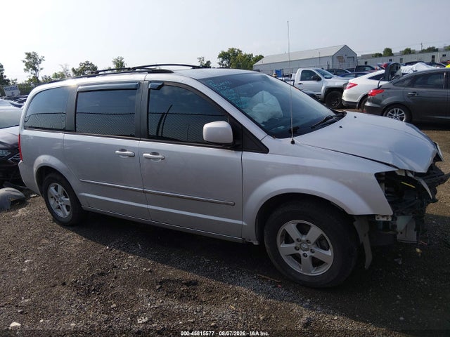Продажа на аукционе авто 2010 Dodge Grand Caravan Sxt, vin: 2D4RN5D1XAR251708, номер лота: 45815577