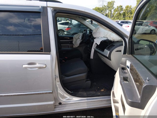 Продажа на аукционе авто 2010 Dodge Grand Caravan Sxt, vin: 2D4RN5D1XAR251708, номер лота: 45815577