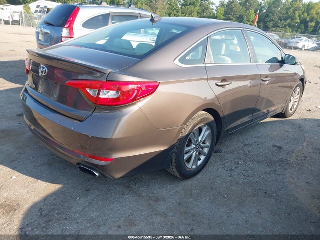 Hyundai SONATA SE 2017 5NPE24AF1HH588516 Image 4