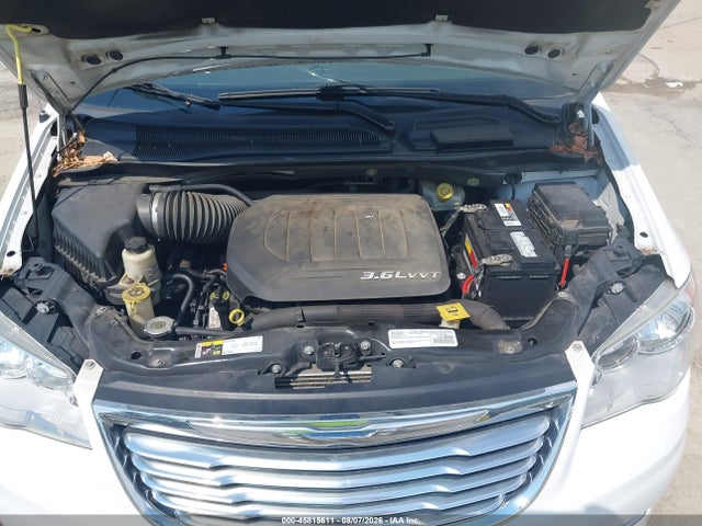45815611 :رقم المزاد ، 2C4RC1BGXGR229834 vin ، 2016 Chrysler Town & Country Touring مزاد بيع