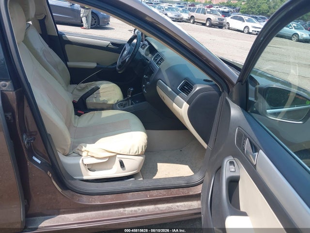3VWB17AJ8EM429622 Volkswagen Jetta 1.8t Se