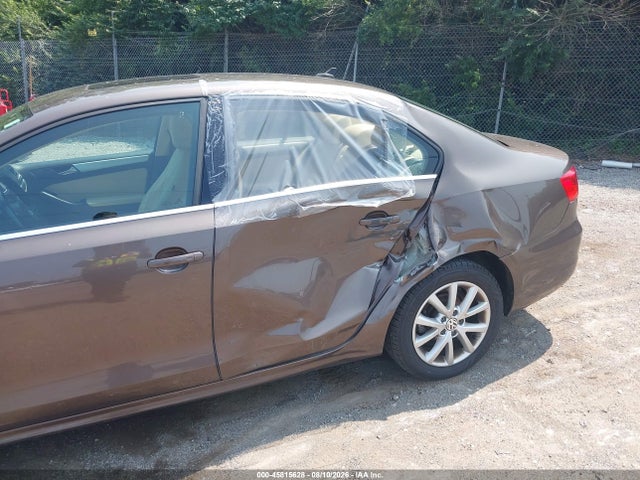 3VWB17AJ8EM429622 Volkswagen Jetta 1.8t Se