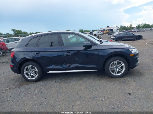 2018 Audi Q5 2.0t Premium/2.0t Tech Premium მანქანა იყიდება აუქციონზე, vin: WA1ANAFY3J2036516, აუქციონის ნომერი: 45815640