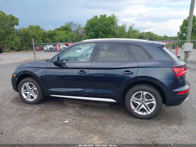 2018 Audi Q5 2.0t Premium/2.0t Tech Premium მანქანა იყიდება აუქციონზე, vin: WA1ANAFY3J2036516, აუქციონის ნომერი: 45815640