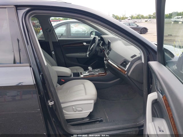 2018 Audi Q5 2.0t Premium/2.0t Tech Premium მანქანა იყიდება აუქციონზე, vin: WA1ANAFY3J2036516, აუქციონის ნომერი: 45815640