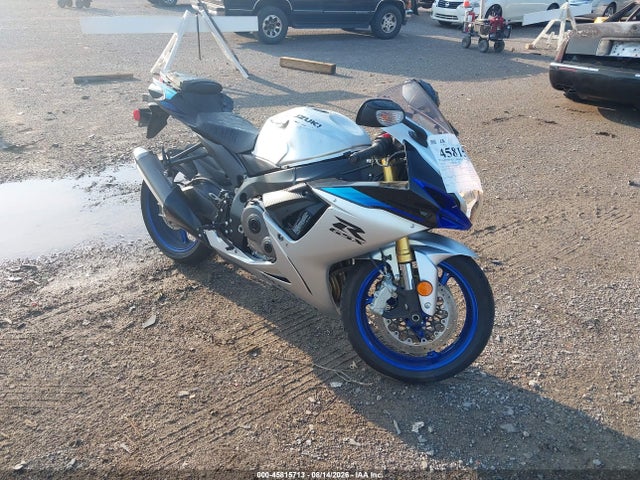 Suzuki GSX-R750 2026 JS1GR7MA4T7100298 main image