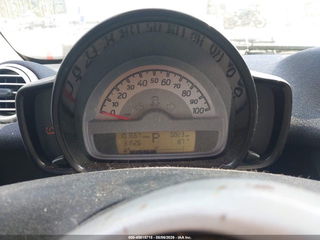 2013 Smart Fortwo Pure მანქანა იყიდება აუქციონზე, vin: WMEEJ3BA6DK627310, აუქციონის ნომერი: 45815715